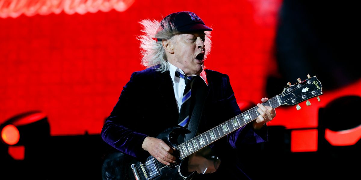 AC/DC Rocks Festival with First Concert in Seven Years - 2EC